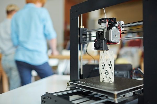 3 d printing ThinkstockPhotos 599781340 002 min